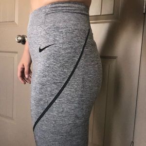 Grey Nike Leggings